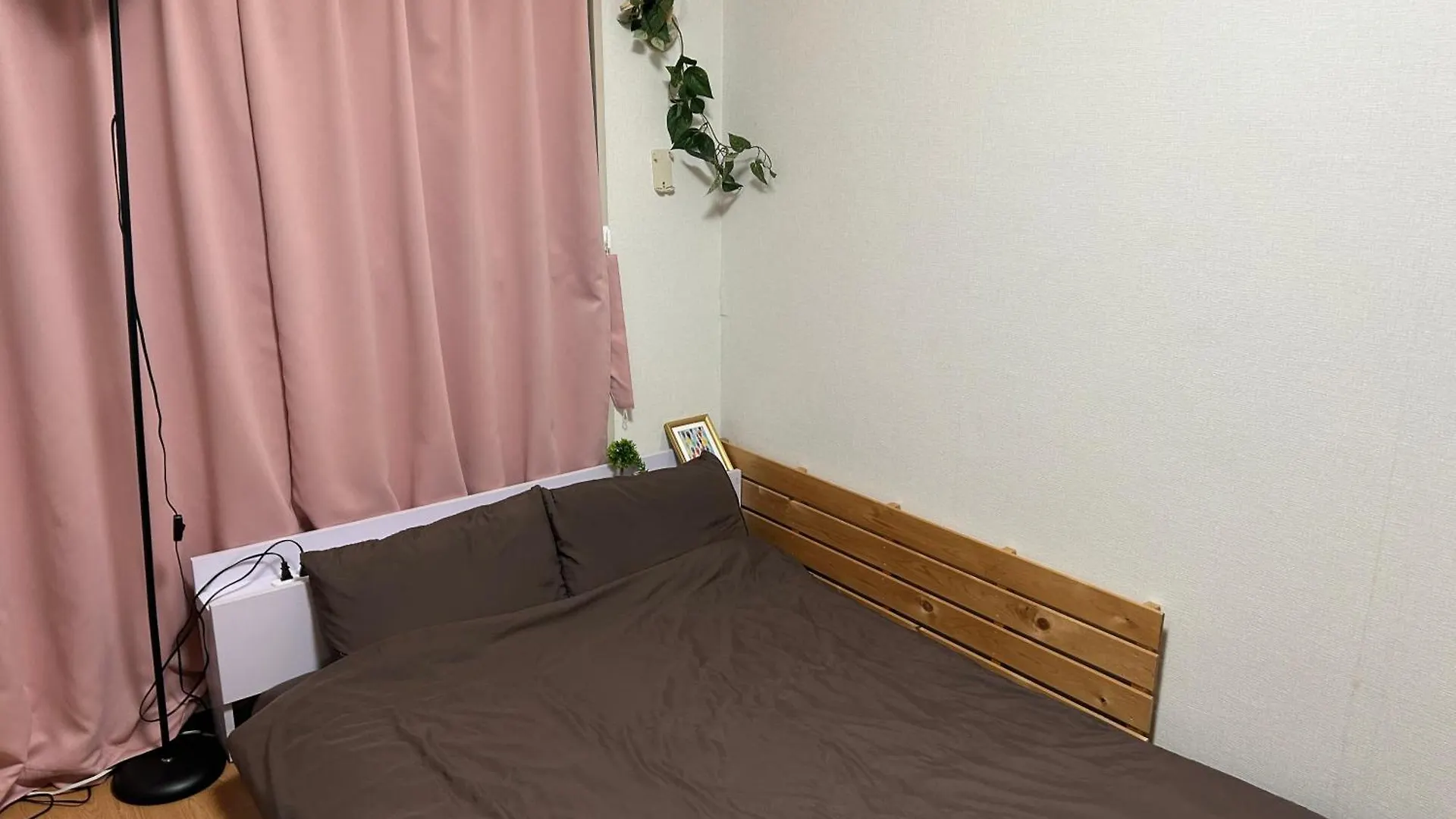 Guest House Zwell Hakata Yakuin Fukuoka